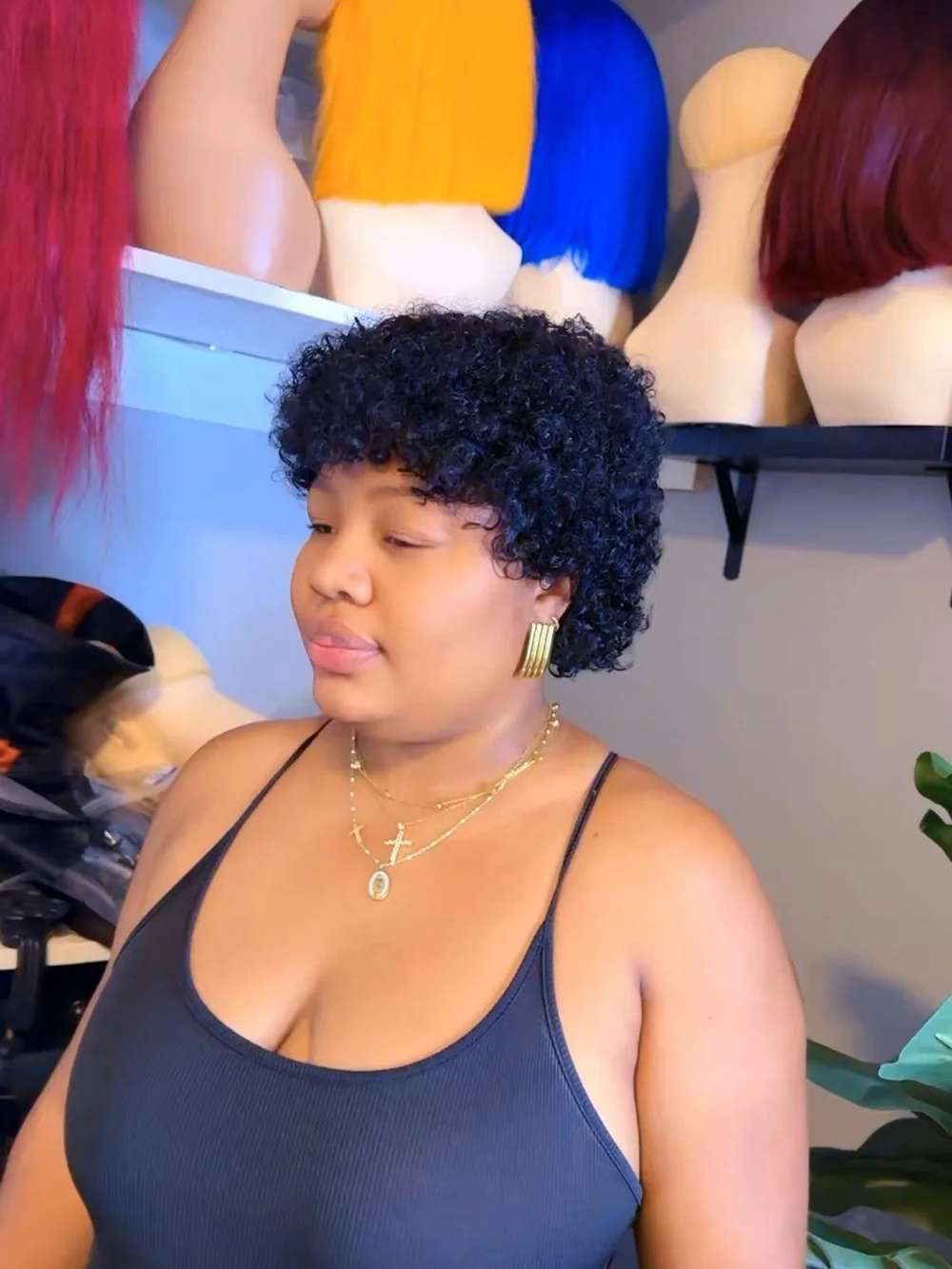 Black Curly Short Wig - Women's Fashion Hair